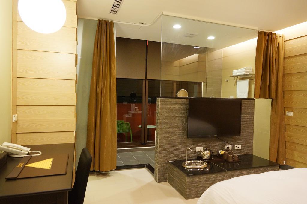 823 Tourist Hotel Цзиньху Экстерьер фото
